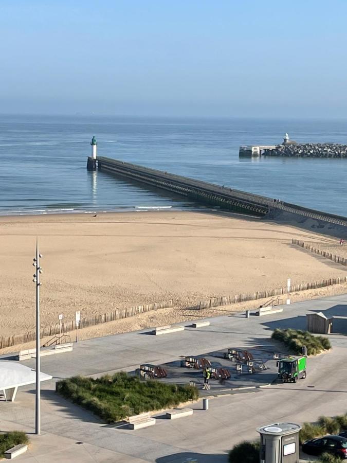Royal Seavieuw Apartment Calais Exterior photo