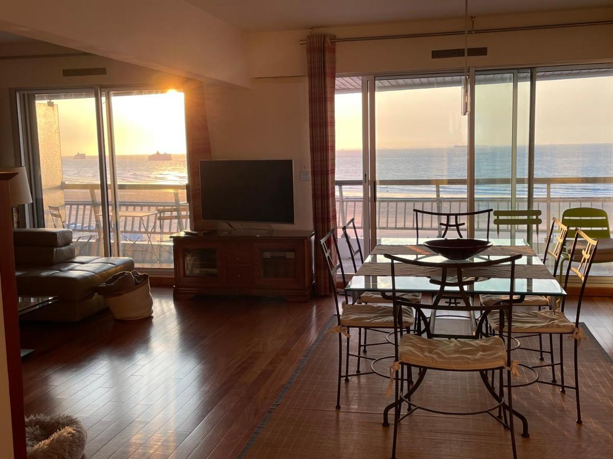 Royal Seavieuw Apartment Calais Exterior photo
